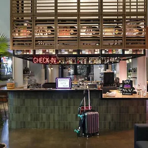 Moxy Downtown Hotel