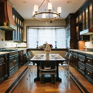 Northern Lights Mansion Bed & Breakfast